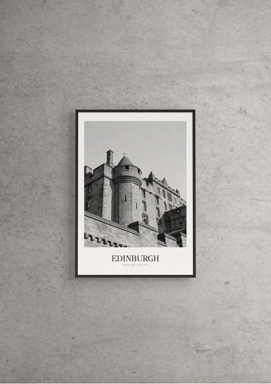 Edinburgh Castle - Classic Framed Architecture Print